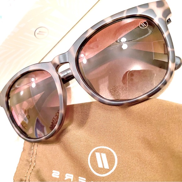 Blenders Eyewear Accessories Blenders Eyewear Tiger Mark